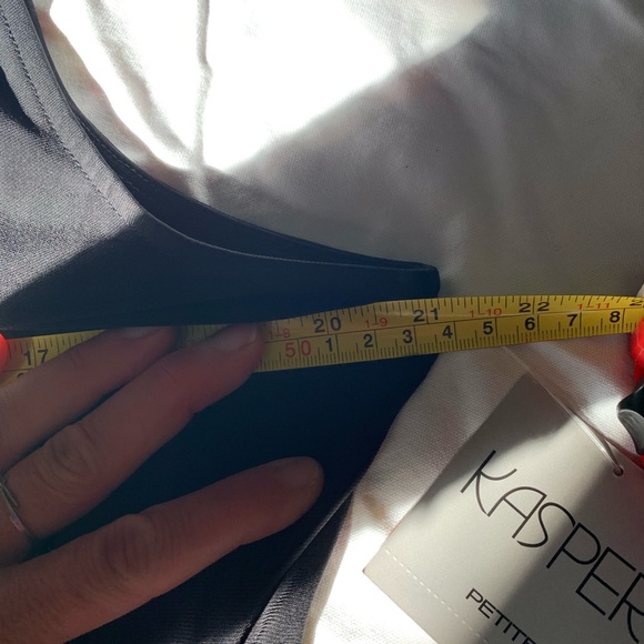 Vintage Deadstock black sleeveless top with dainty knot design - Picture 10 of 10